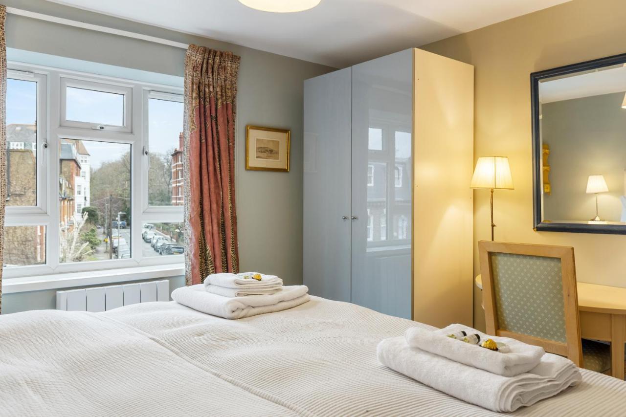 Ferienwohnung Bright & Cosy Gem ~ Battersea Park View ~ King Bed London Exterior foto