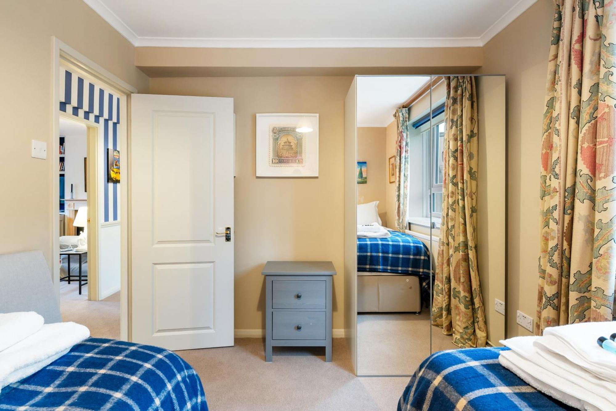 Ferienwohnung Bright & Cosy Gem ~ Battersea Park View ~ King Bed London Exterior foto